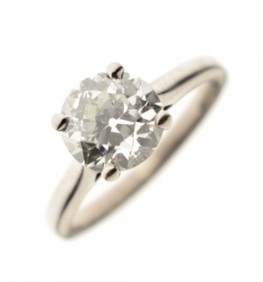 Lot 7 - 18ct white gold solitaire diamond ring