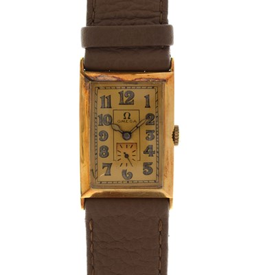 Lot 72 - Omega - Gentleman's Art Deco 14k cased wristwatch