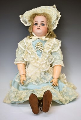 Lot 519 - Early 20th century Simon and Halbig bisque head doll