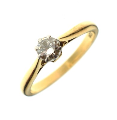 Lot 6 - Single stone diamond ring