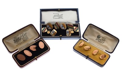 Lot 150 - Cased pair of 9ct rose gold cufflinks