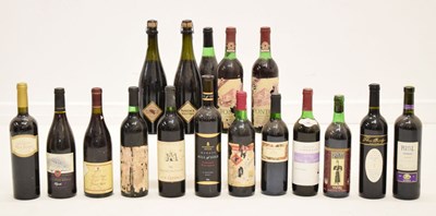 Lot 464 - Seventeen bottles of red table wine