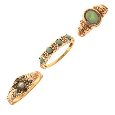 Lot 65 - Edwardian opal 9ct rose gold ring