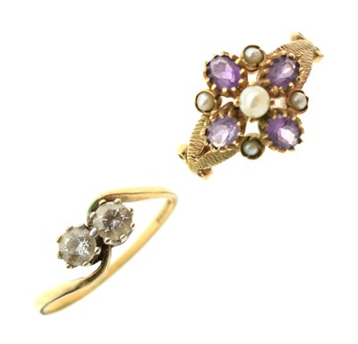 Lot 59 - 9ct gold amethyst and seed pearl ring