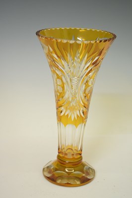 Lot 549 - 20th century amber flash glass vase