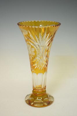 Lot 549 - 20th century amber flash glass vase
