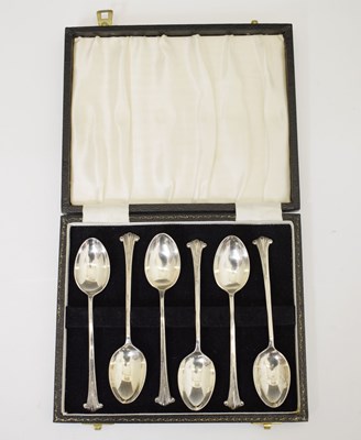 Lot 230 - Cased set of six Elizabeth II Scroll pattern silver teaspoons