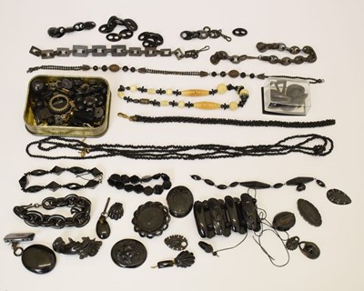 Lot 126 - Collection of various jet and French jet jewellery