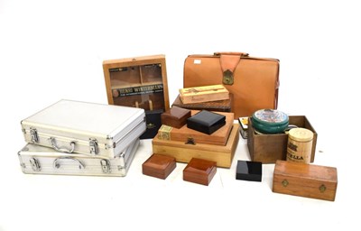 Lot 257 - Quantity of wooden boxes, coin boxes, pouches, two metal coin cases, etc