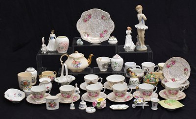 Lot 24 - Collection of late 20th century decorative ceramics