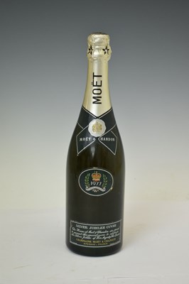 Lot 36 - Moët et Chandon vintage Silver Jubilee Cuvée Champagne 1977