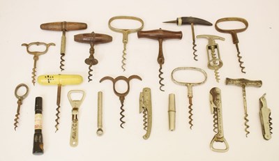 Lot 271 - Collection of vintage corkscrews