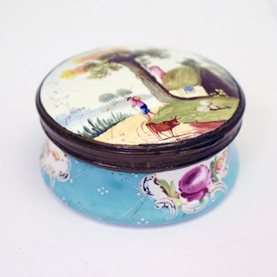 Lot 281 - 18th Century circular enamel box