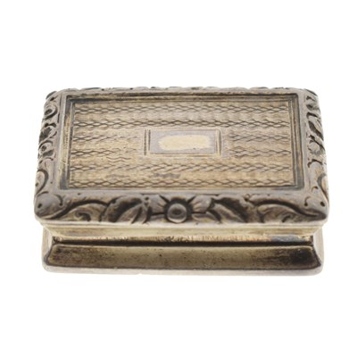 Lot 214 - Regency silver vinaigrette