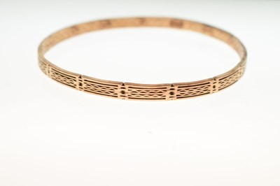 Lot 54 - 9ct gold bangle