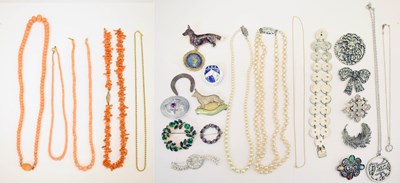 Lot 137 - Assorted costume jewellery including a coral graduated bead necklace