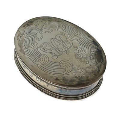 Lot 98 - James II silver tobacco box