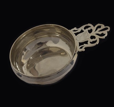 Lot 105 - George V silver bleeding bowl or porringer