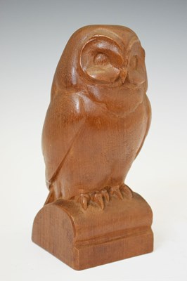 Lot 298 - Alfred Henry Wilkinson (1884-1958) – Carved oak study of a barn owl