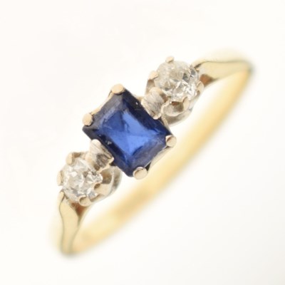 Lot 9 - 18ct gold sapphire and diamond three-stone ring