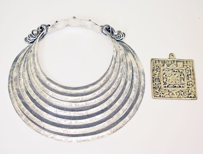 Lot 68 - Chinese Miao culture tribal white metal necklace