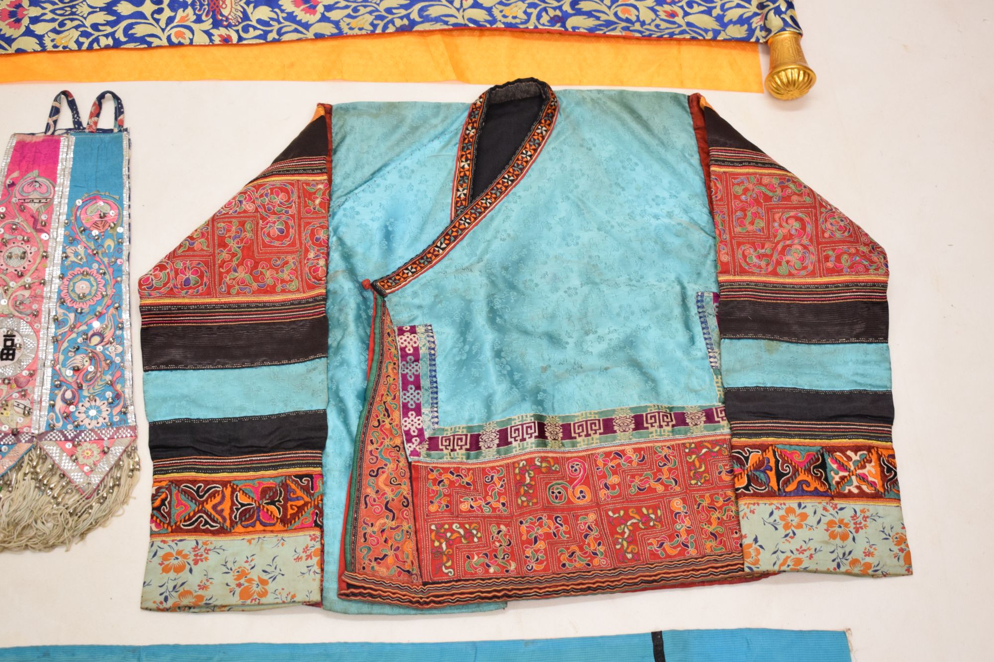 Lot 628 Child's Han village jacket
