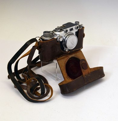 Lot 404 - Leica D.R.P. Ernst Leitz Wetzlar camera