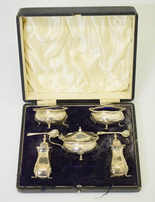 Lot 184 - Cased George V silver five-piece condiment set