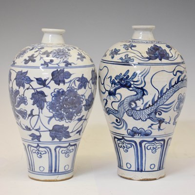 Lot 531 - Two Chinese blue and white Meiping vases