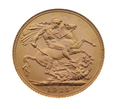 Lot 226 - George V gold sovereign, 1925