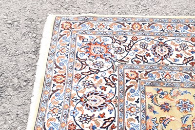 Lot 575 - Middle Eastern (Persian) wool rug or carpet