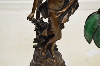 Lot 334 - Art Nouveau design table lamp