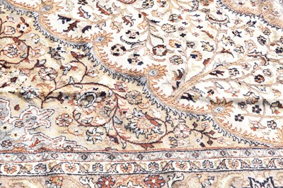 Lot 421 - Large Middle Eastern (Persian) design wool rug or carpet