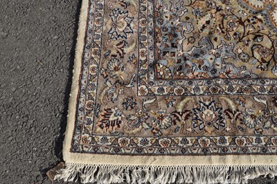 Lot 421 - Large Middle Eastern (Persian) design wool rug or carpet