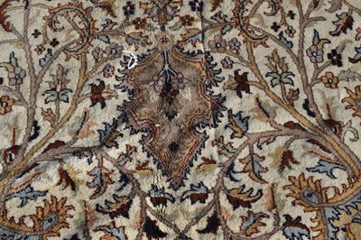 Lot 421 - Large Middle Eastern (Persian) design wool rug or carpet