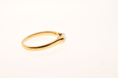 Lot 1 - Diamond solitaire 18ct gold ring