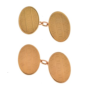 Lot 124 - Pair of 9ct gold cufflinks