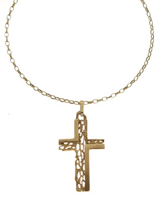 Lot 99 - 9ct gold cross pendant and chain