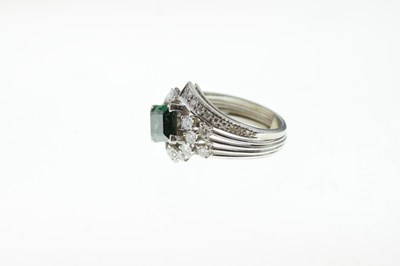 Lot 23 - Green tourmaline and diamond cluster ring