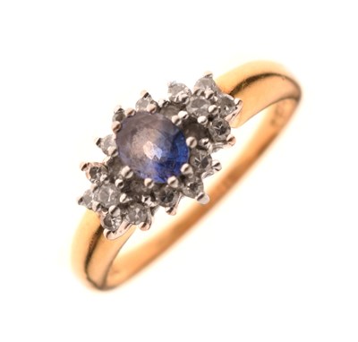 Lot 3 - 18ct gold sapphire and diamond cluster ring