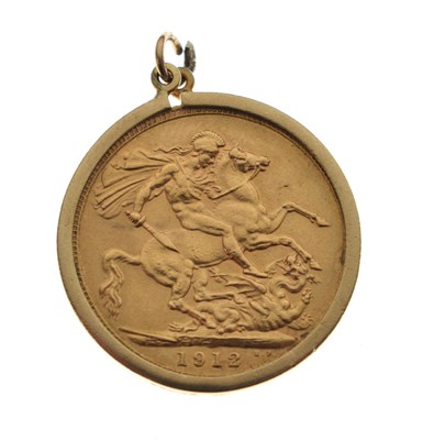 Lot 297 - George V gold sovereign, 1912, in a 9ct gold pendant mount