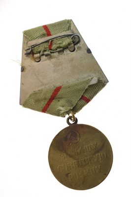 Lot 418 - USSR / Russian medals Defence of Leningrad and Defence of Stalingrad