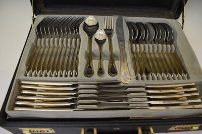 Lot 345 - SBS Rostfrei Edelstahl two-tone canteen of cutlery