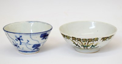 Lot 534 - Two Chinese porcelain bowls