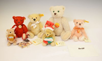 Lot 442 - Steiff - Mixed group of teddy bears