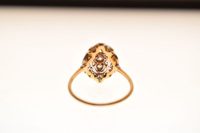 Lot 21 - Edwardian-style diamond cluster ring