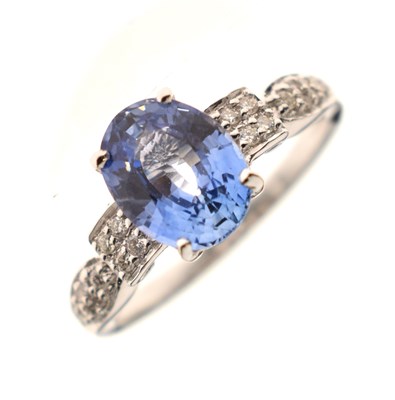 Lot 41 - 18ct white gold, oval sapphire and diamond ring