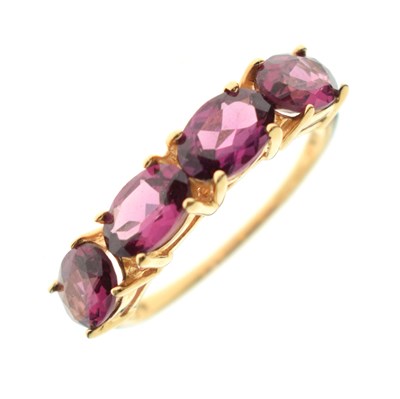 Lot 68 - Pink four-stone 14ct gold dress ring