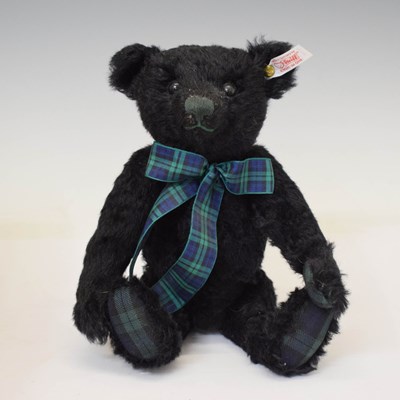 Lot 447 - Steiff - Limited edition 'Schwarzbär' musical bear