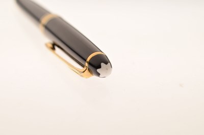 Lot 142 - Mont Blanc Meisterstück fountain pen and mechanical pencil